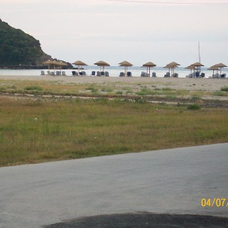 Hotel Spiros Ammoudia Exterior foto